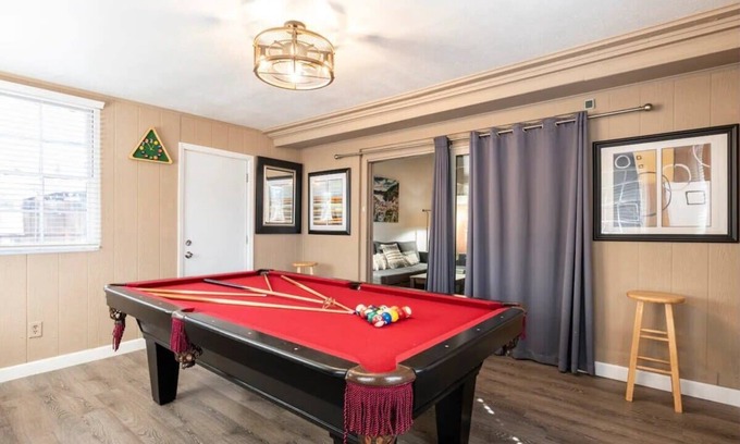 Tennyson - Alquire Casa | New! Gateway to SFO - King Bed - BART 10 min walk