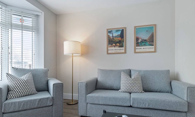 Arnold Casa | New! Gorgeous Home | Sleeps 6, Amazing Location!