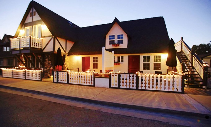 Solvang Casa | New Haven Inn