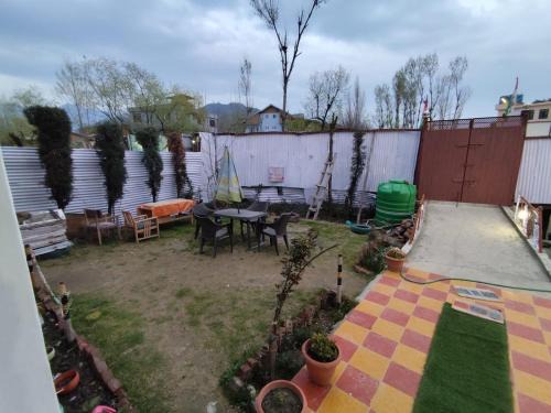 Srinagar Cama Y Desayuno | New Heaven Canal Guest House