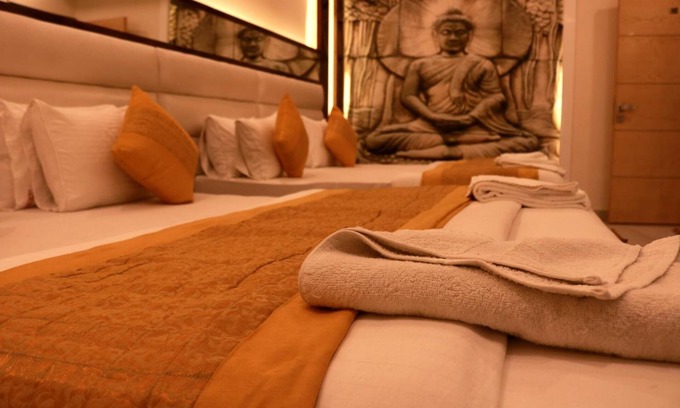 Paharganj Hotel | New Hindustan By Backpackers Heaven