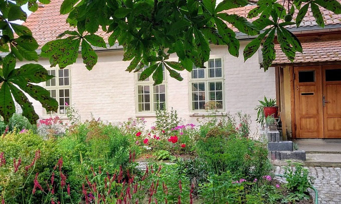 Drechow Apartamento | New! Historic vicarage near the Baltic Sea
