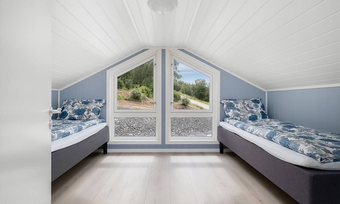 Gjemnes Municipality Casa | New holiday home right by the fjord