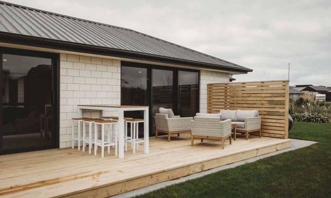 Bell Block Casa | New Holiday Home with Mt Taranaki Views