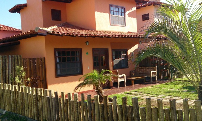 Praia Rasa Casa | Nueva rincón del hogar, 4q (aire y tv), wi-fi gratuito, SKY, área para parrillas., Manguinhos Buzios, cerca de ma