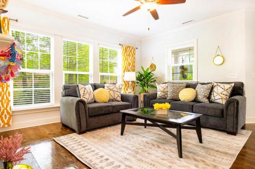 Durham Casa | New Home w/Game Room near RDU airport/Duke/UNC/RTP/Mall in a quiet neighborhood