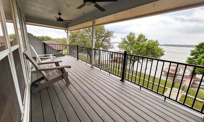 Granbury Casa | NEW! Home w/Private Dock & Lake view!