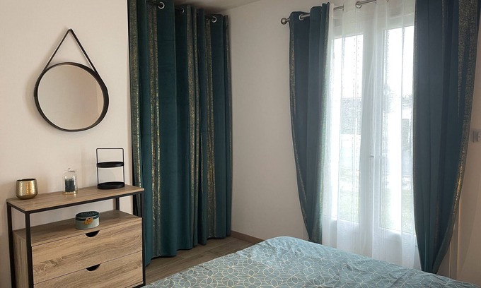 Jau-Dignac-et-Loirac Casa | New house between vineyards and ocean