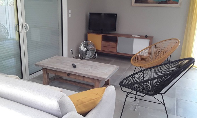 Cuges-les-Pins Casa | Nueva casa ubicada en Cuges les pins a 10 minutos del circuito Castellet