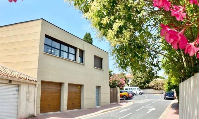 Estanove Casa | New house Ovalie Montpellier near Stade de Rugby