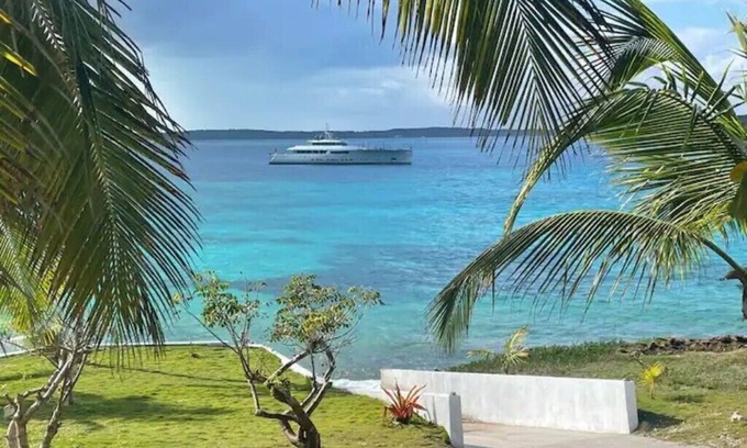 Spanish Wells Cabaña | New! Islander Turtle Tale- Stunning waterfront tiny-cottage