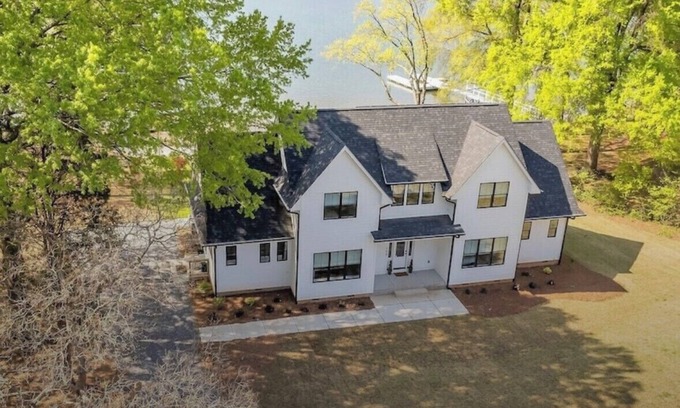 Mooresville Casa | New Lake House with Beach, Dock and Private Boat Ramp!