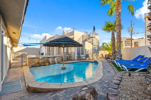 Lake Havasu City Casa | NEW Lakeside Hideaway Spa Game Room Firepit