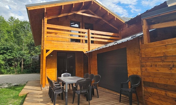 Venosc Chalet De Esquí | LES 2 ALPES VENOSC VILLAGE Chalet PESCALUNE 8 pers ski wifi