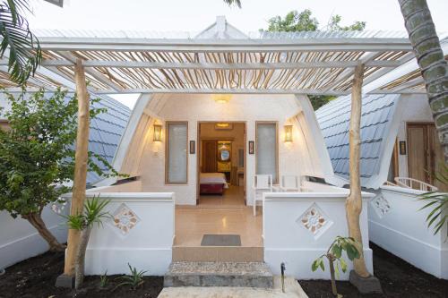 Gili Trawangan Cama Y Desayuno | New Life Village