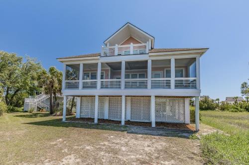 Oceanmarsh Subdivision Casa | New Listing! 4BR on Harbor Island