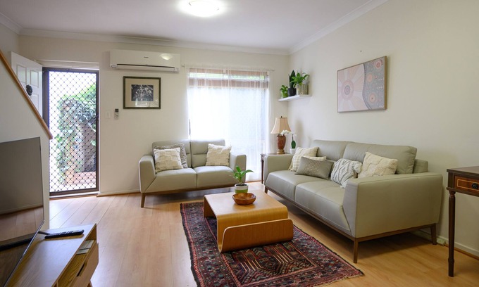 Mount Lawley Casa | New Listing - Best Location Leederville Townhouse