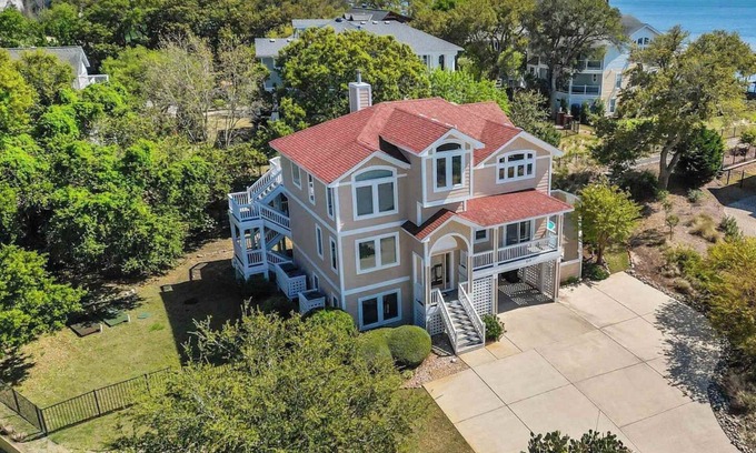 Kitty Hawk Casa | New Listing! Game room, Private pool & Hot Tub