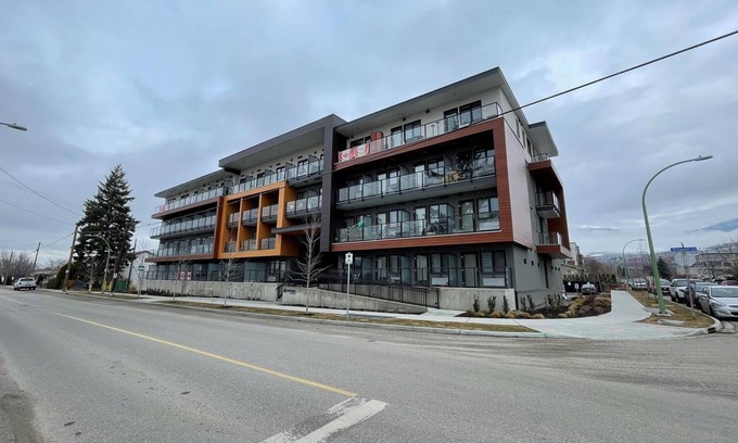 Rutland Condominio | New Listing in VRBO Short Term Vacation Rental - Minimum One Month