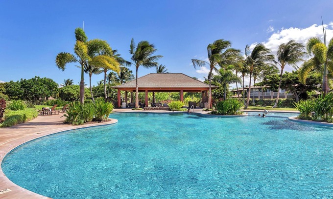 Kulalani Condominio | NEW LISTING! Luxury Townhome at Kulalani 2104