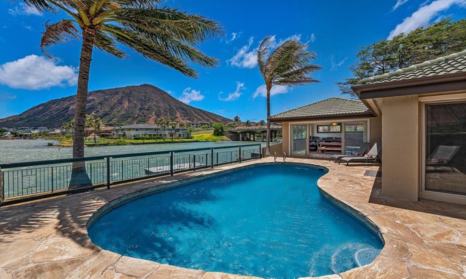 Hawaii Kai Casa | * 10% de descuento en estadías durante ahora-6/14 * Nani Wai Beautiful 5br Marina Front w / piscina privada!