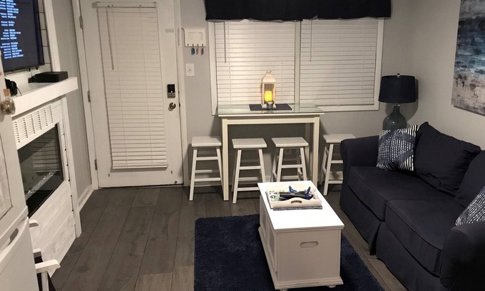 Wildwood Crest Condominio | Nuevo listado- Ocean View Condo - Chimenea- A pasos de la playa-Sleeps 6
