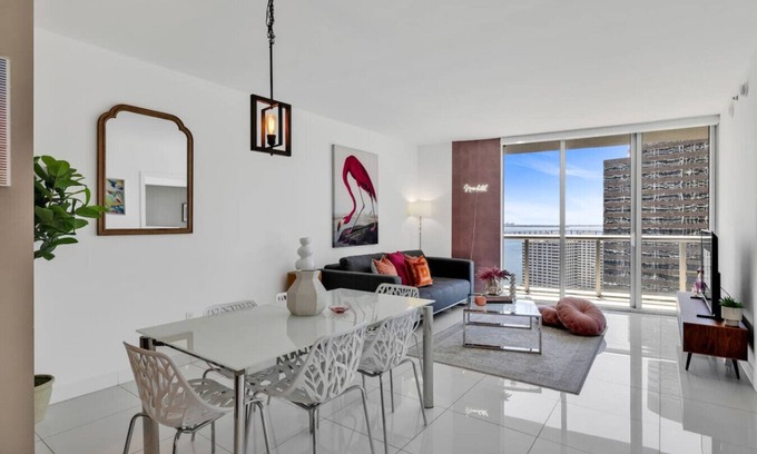 Downtown Miami Condominio | New Listing Promo! W Hotel 2BR View & Pool & Spa