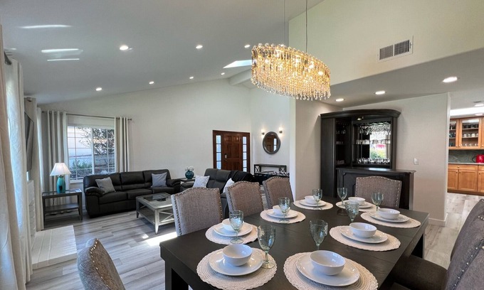 Malibu Canyon Casa | NEW LISTING! Serenity Oasis Home Away from Home