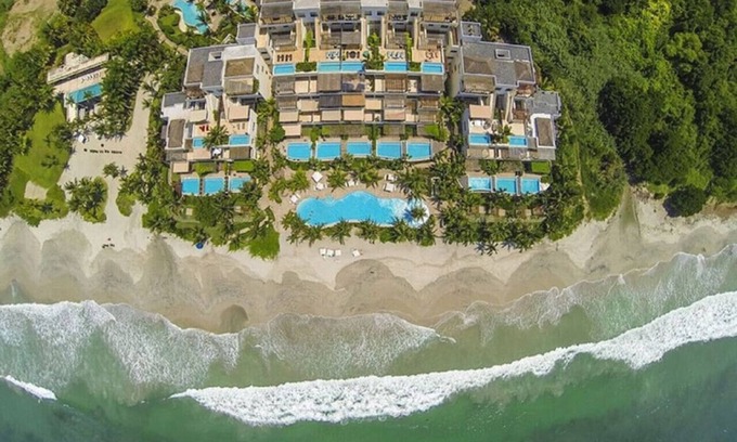 Punta de Mita Apartamento | "New Listing" superb location luxury beachfront condo