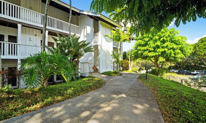 Poipu Condominio | NEW LISTING! Treetop Poipu Condo Pool and Gym