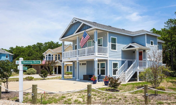 Monteray Shores Casa | New Listing! Updated Beach Cottage&Community Perks