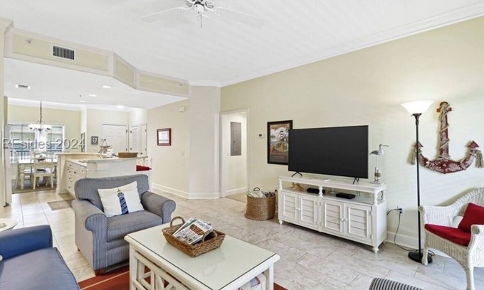 North Forest Beach Condominio | New Listing 2BR/2BA/Walk-In Shower/Sofa Bed/Sleeps 7/WiFi/Porch/Pool/Hot Tub
