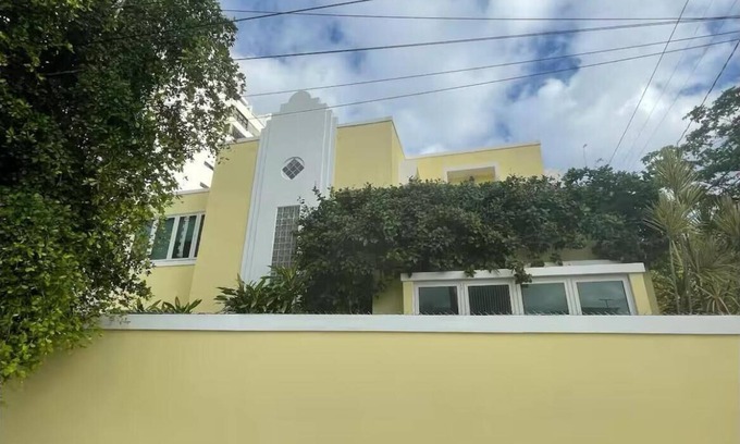 Condado Apartamento | New Listing! Villa Petrea, a beautiful apartment in the heart of Condado