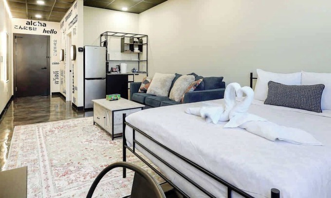 North Oakland Apartamento | *New* Loft 5 min Shadyside/East Liberty Sleeps 8
