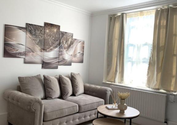 Waterloo Apartamento | New look flat In Waterloo