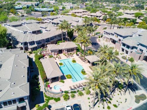 Kierland Apartamento | *NEW* Lux Scottsdale Home with Pool, Hot Tub, and Gym
