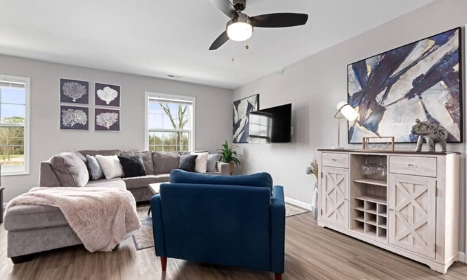 Terry Sanford Apartamento | New LUXE Spacious 3BR Downtown Fay Unit C