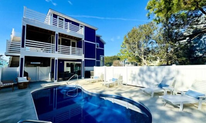 Monteray Shores Casa | *New* Luxury,Heated Pool,HotTub,GameRoom,Elevator