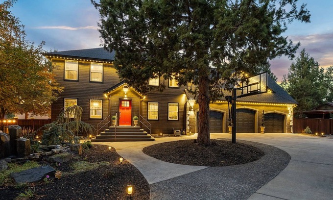 Old Farm District Casa | New! Luxury Home ~ Salt Water Hot Tub ~ Dog Friendly ~ Fire Pit