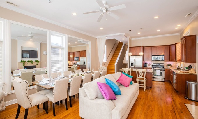 Ukrainian Village Condominio | NEW LUXURY PENTHOUSE CONDO