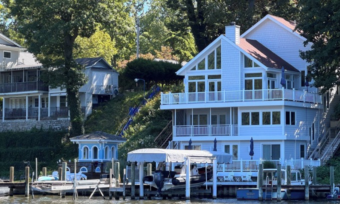 Saugatuck Casa | NEW! Luxury Retreat w/ Best Views & Water Access