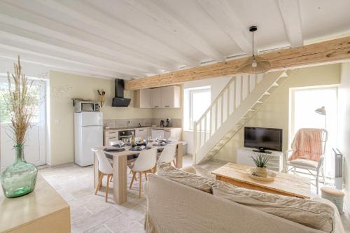 Charentay Casa | New maison au coeur des vignes