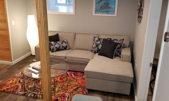 Watertown Apartamento | NUEVO apartamento moderno cerca de Boston y Harvard Square.