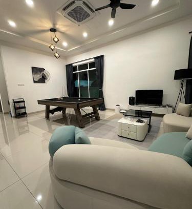 Muar Casa | NEW! Modern comforts in a Semi-D Muar