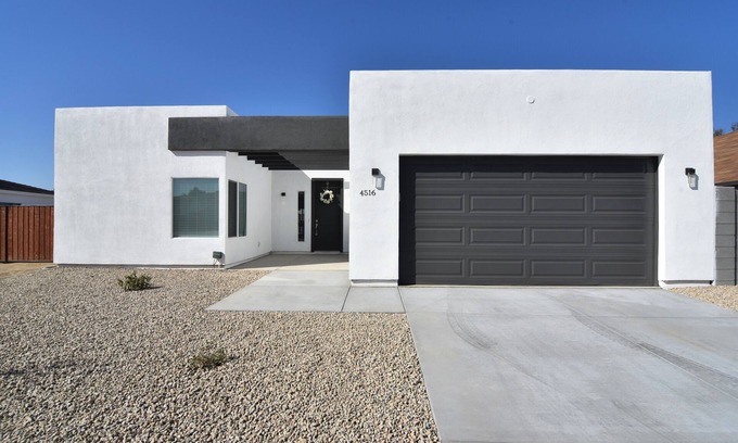 Villa De Paz Casa | NEW Modern Home! 7 mins from SBLVll!