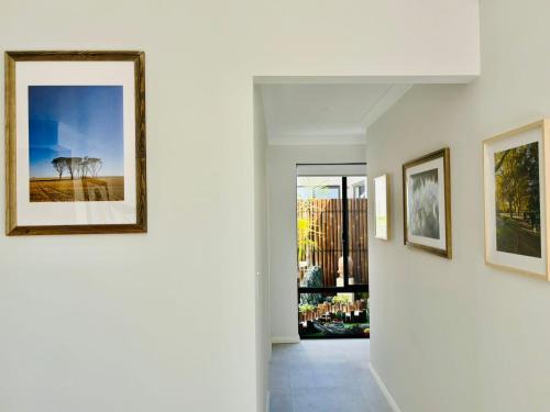 Morley Apartamento | New Modern Retreat Steps from Shops & Eats