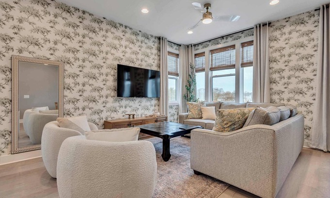 Hurwood Heights Casa | * New Music City Dream Home! 2 Miles to Broadway *