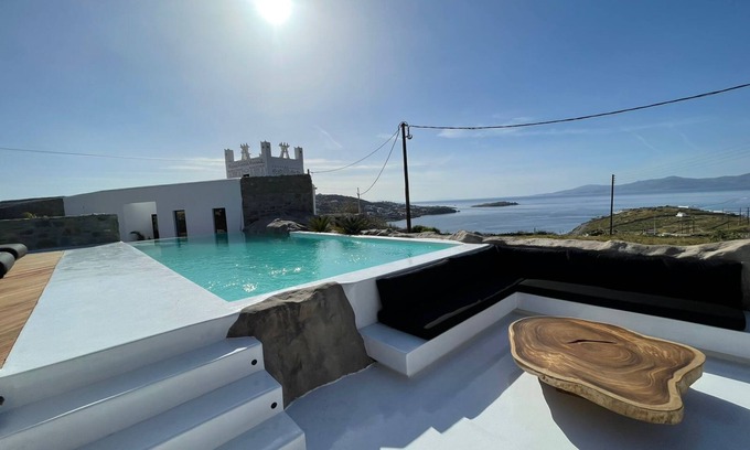 Mykonos Casa | New Nero Town Villa/3 Pools and Hot Tub/Perfect Location Mykonos town
