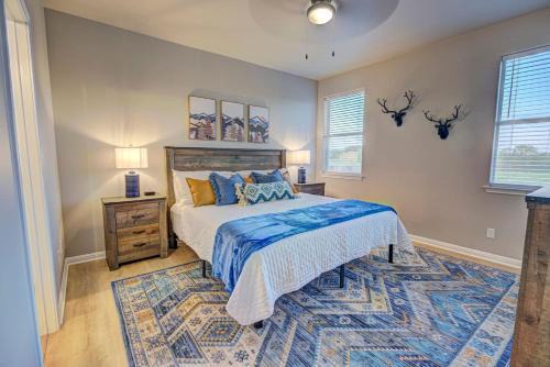 Wimberley Casa | NEW Oak Lodge at Little Ranches 5 min to Square