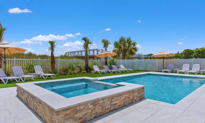 Ocean Isle Beach Casa | New Oceanfront Luxury Home - Groups and Events welcome